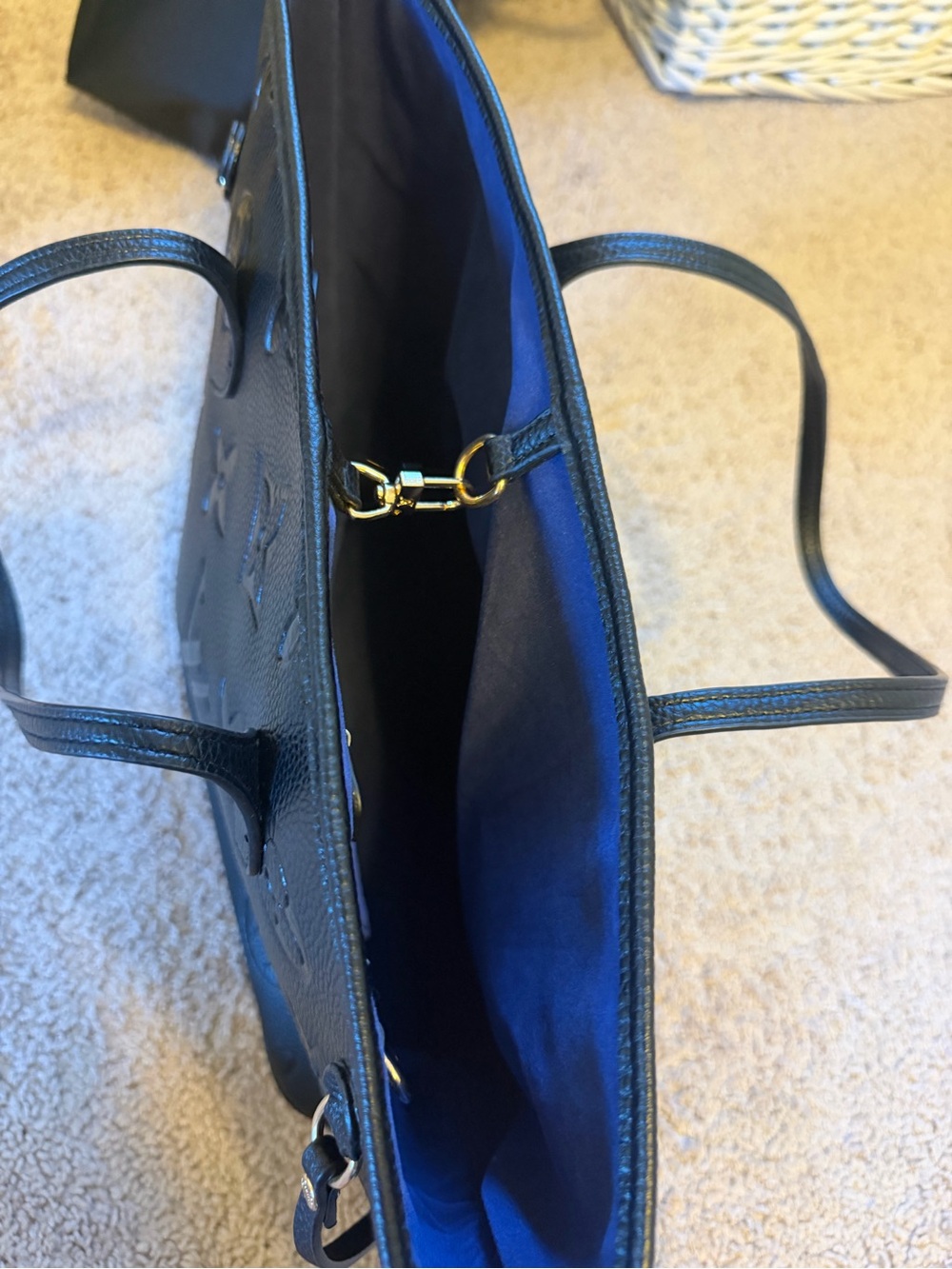 Unbranded black tote - Picture 5 of 5